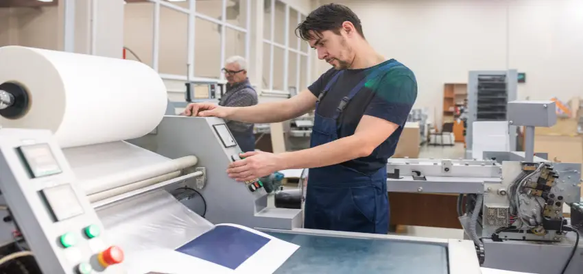 Custom print media solutions in Qatar tailored for business branding and promotion